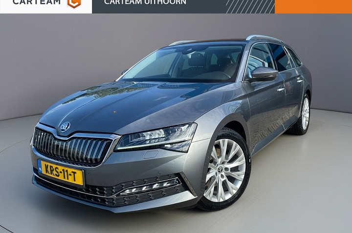 SKODA Superb Combi 1.4 TSI iV Sportline Business