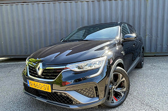 Renault Arkana 1.6 E-Tech Hybrid 145 R.S. Line, Full Options