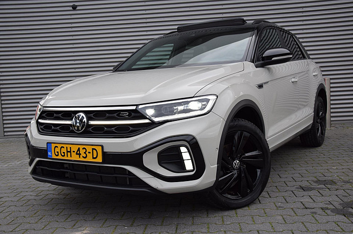 Volkswagen T-Roc 1.0 TSI R-Line Panorana Dak, 1e eigenaar 8500 KM !!!!!!